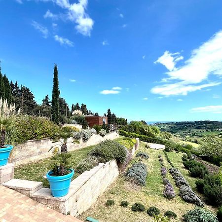Villa Silvio Civitanova Alta Eksteriør bilde