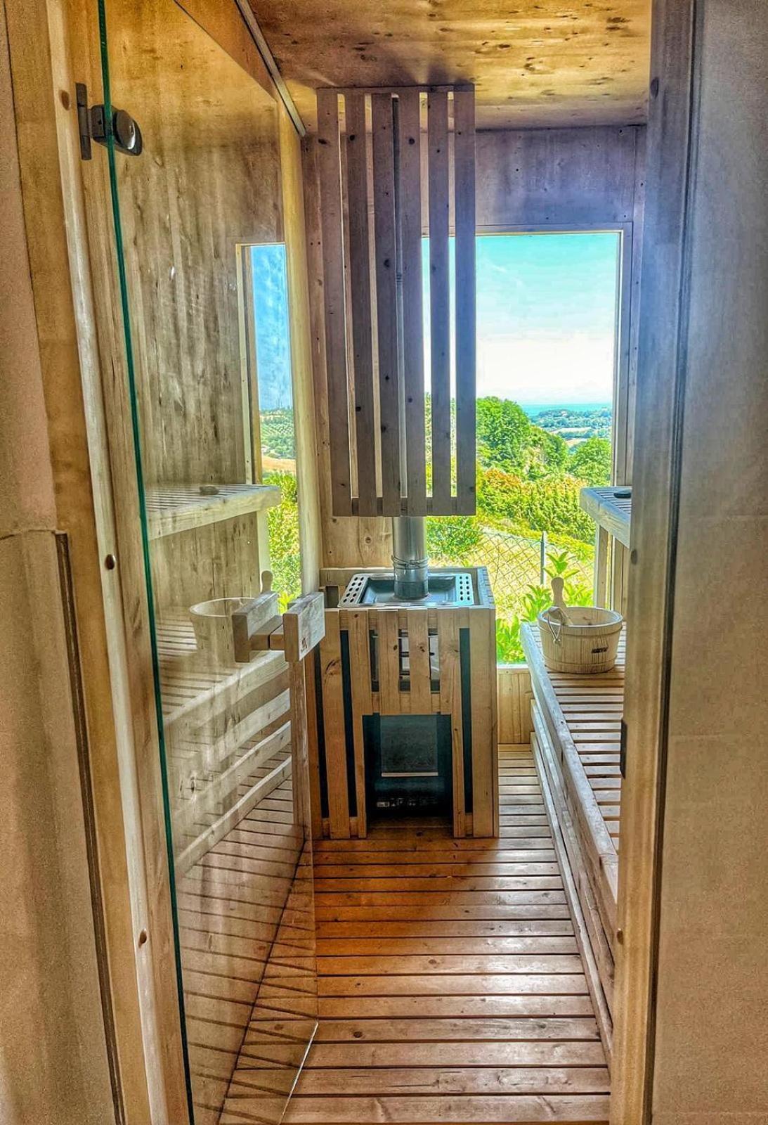 Villa Silvio Civitanova Alta Eksteriør bilde